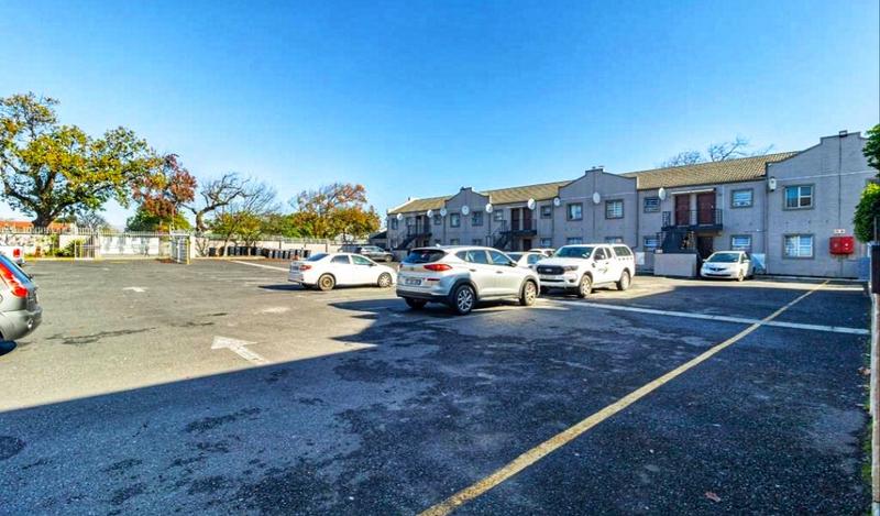 2 Bedroom Property for Sale in Belmont Park Western Cape